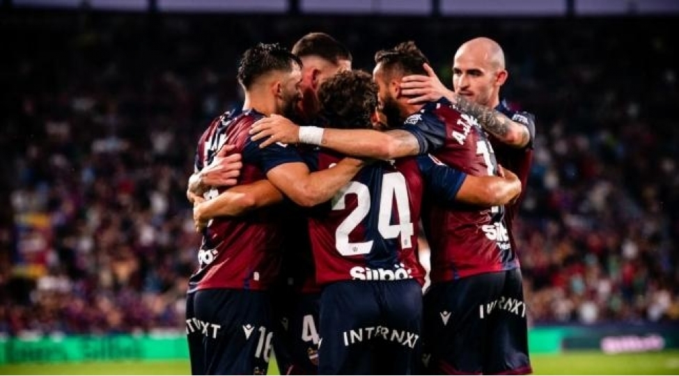 uch-ilden-sonra-la-liqaya-qayitdilar