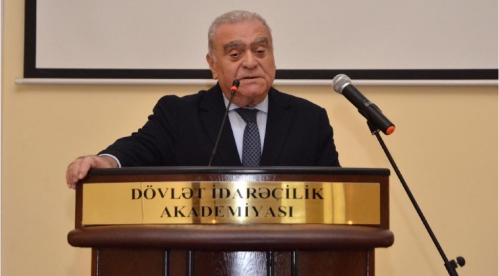 prezident-yaninda-dovlet-idarechilik-akademiyasinda-azerbaycanin-musteqillik-gunu-qeyd-edilib