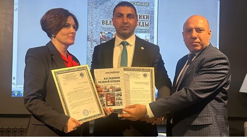 maqadanda-azerbaycanin-musteqillik-gunu-qeyd-edildi-foto