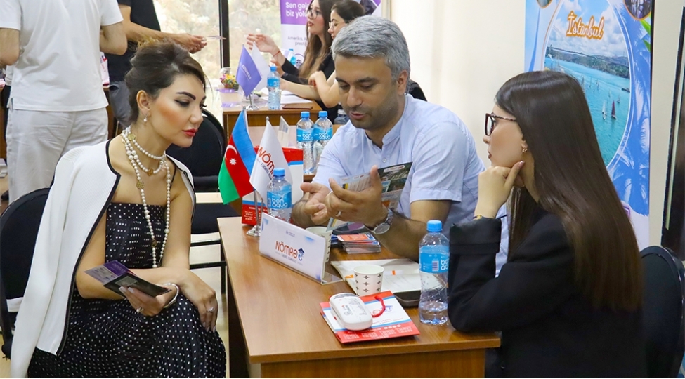 azerbaycan-universitetinde-enenevi-karyera-gunu-kechirilib-2