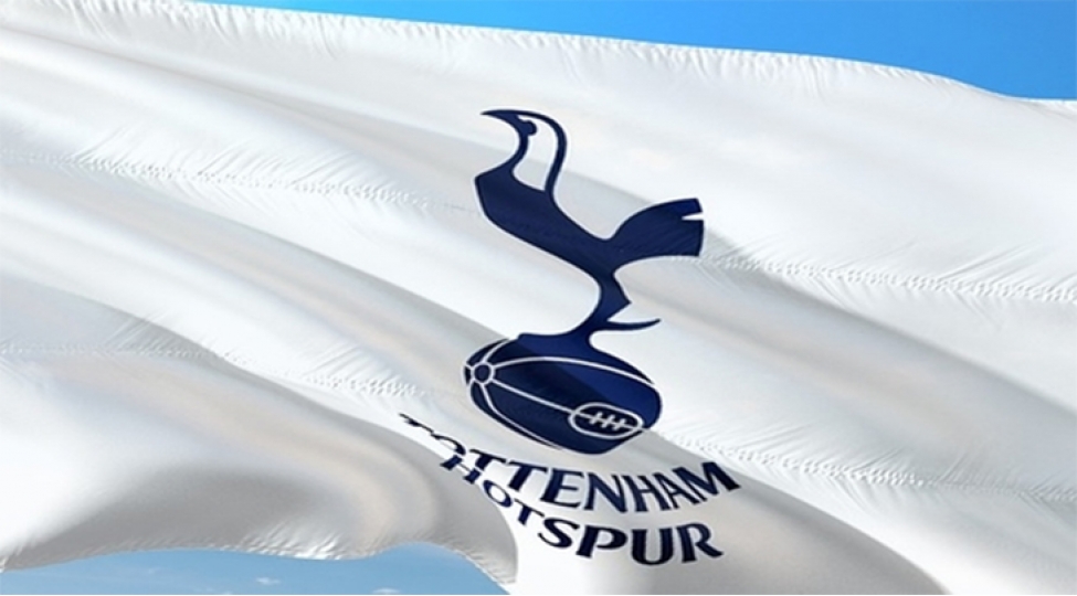 tottenhemdord-futbolchu-ile-vidalashib
