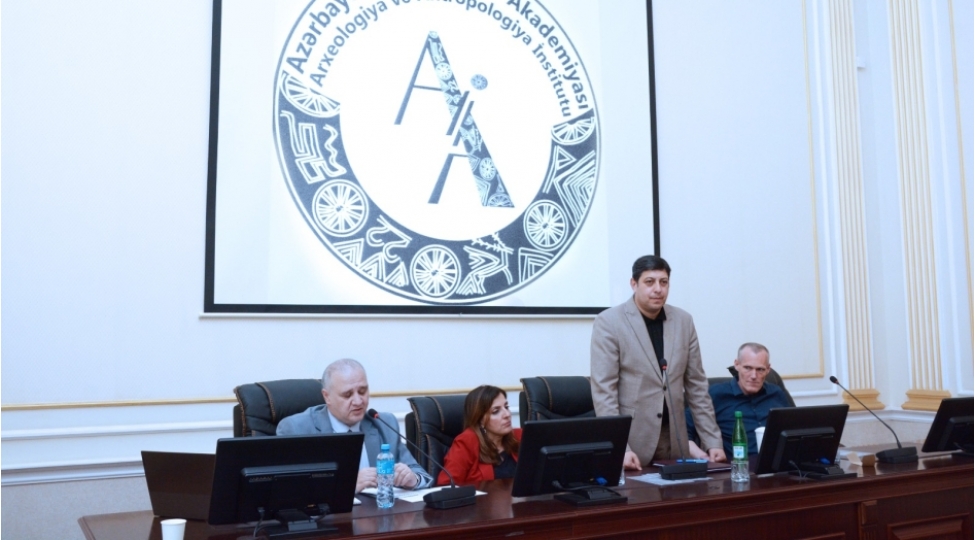 azix-magarasinda-tedqiqatlarla-bagli-beynelxalq-elmi-praktik-seminar-teshkil-olunub