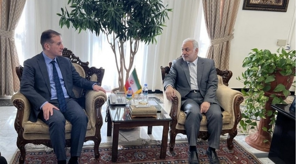 azerbaycanin-tehrandaki-sefiri-iranin-xin-bashchisinin-muavini-ile-gorushub