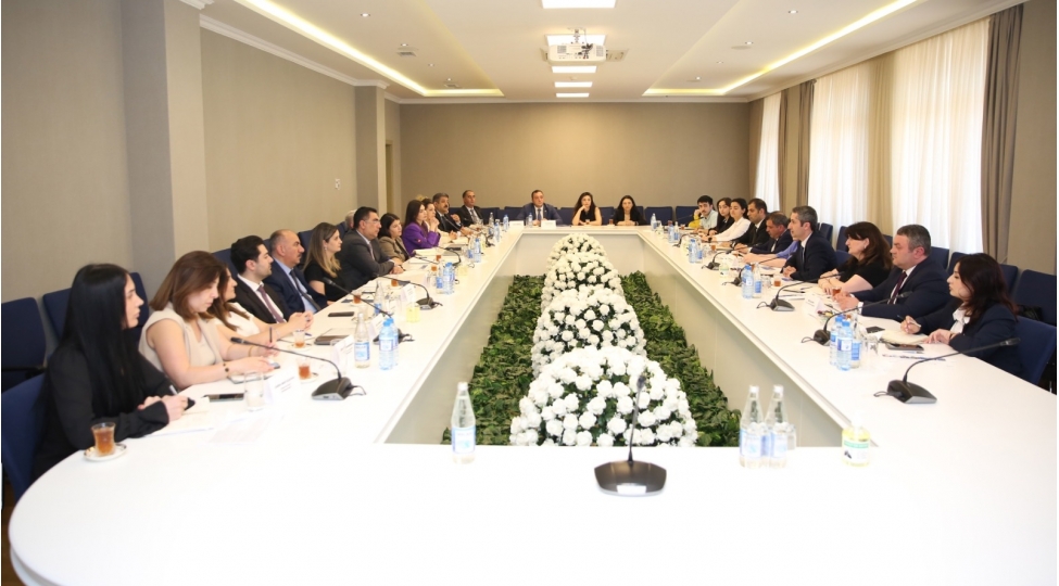 banm-de-elm-ve-tehsil-nazirliyininelm-ve-ali-tehsil-siyaseti-shobesinin-numayendeleri-ile-gorush-bash-tutdu
