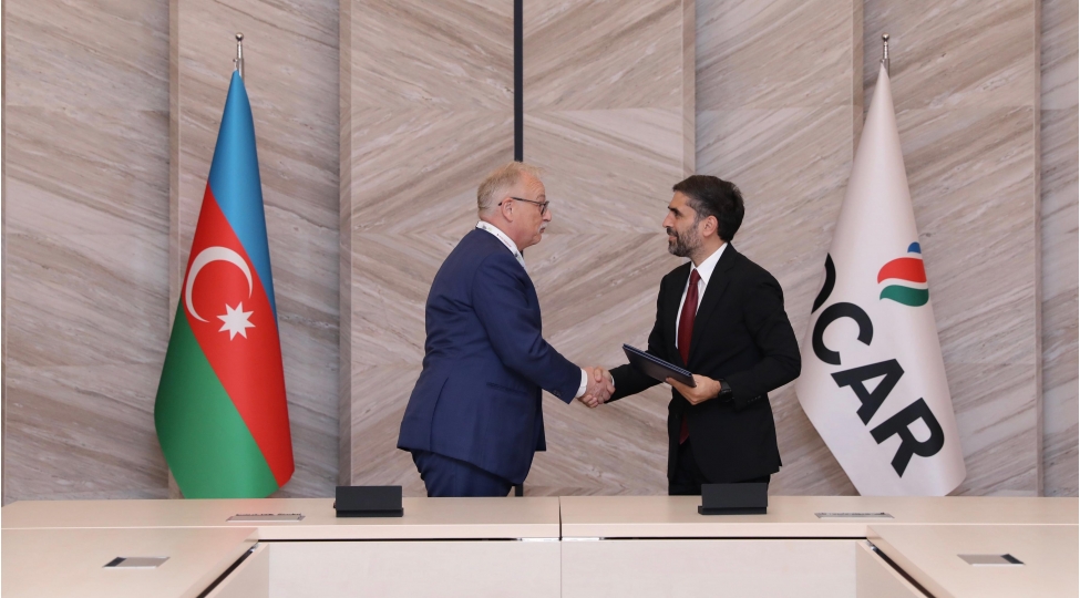 socar-ile-mol-group-shirketi-arasinda-esas-shertler-sazishi-imzalanib-foto