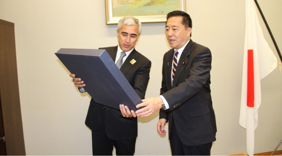 prezidentin-komekchisi-yaponiyanin-bash-nazirinin-mushaviri-ile-gorushub