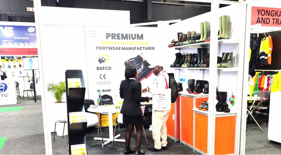 agdam-senaye-parkinin-rezidenti-beynelxalq-sergide-ishtirak-edir