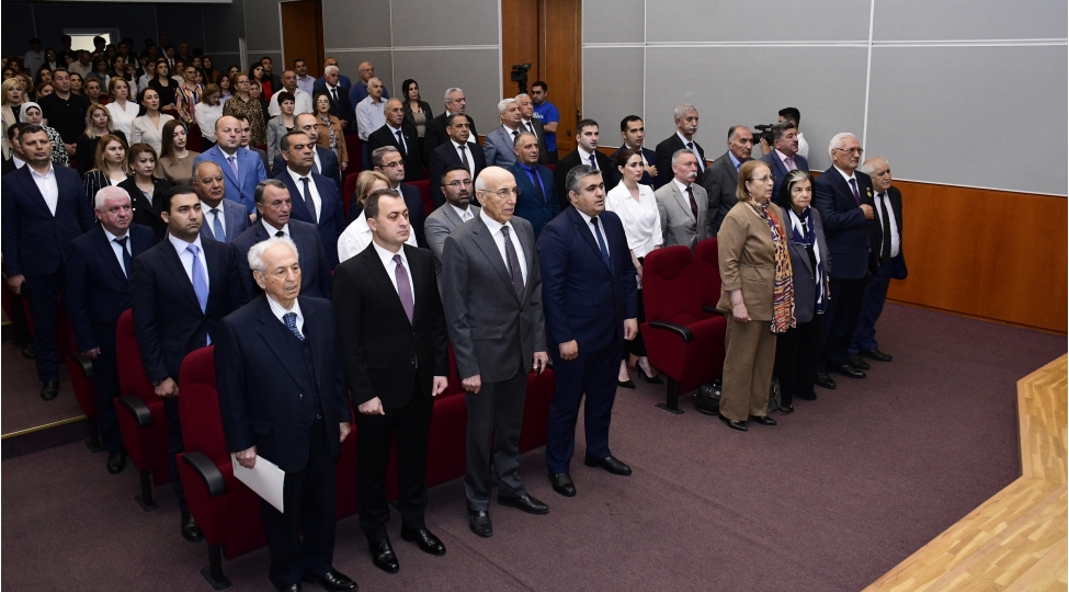 qurtulush-mefkuresi-konstitusion-qurulushdan-suverenlik-zirvesine-foto