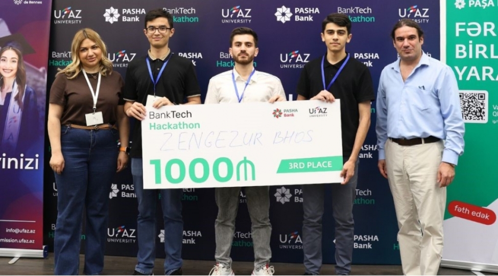 banm-telebeleri-banktech-hakatonunda-ugur-qazaniblar