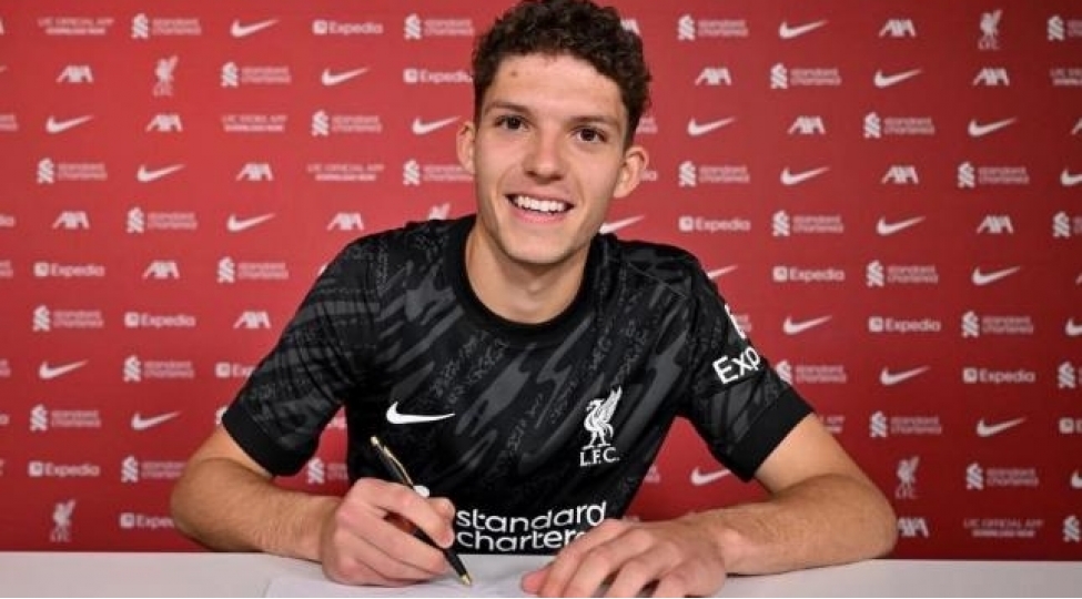 liverpul-20-yashli-qapichi-transfer-edib