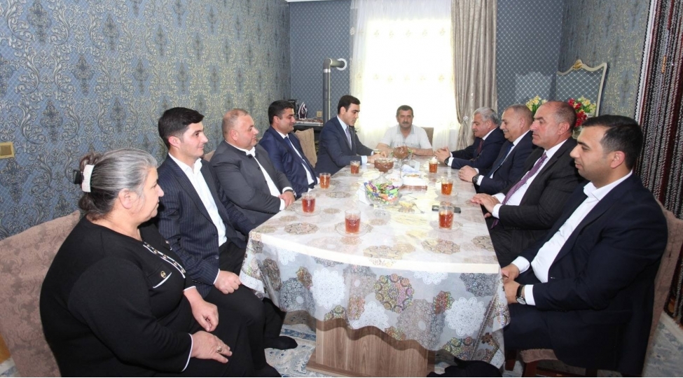 terterde-shehid-ailesi-ziyaret-olunub-2