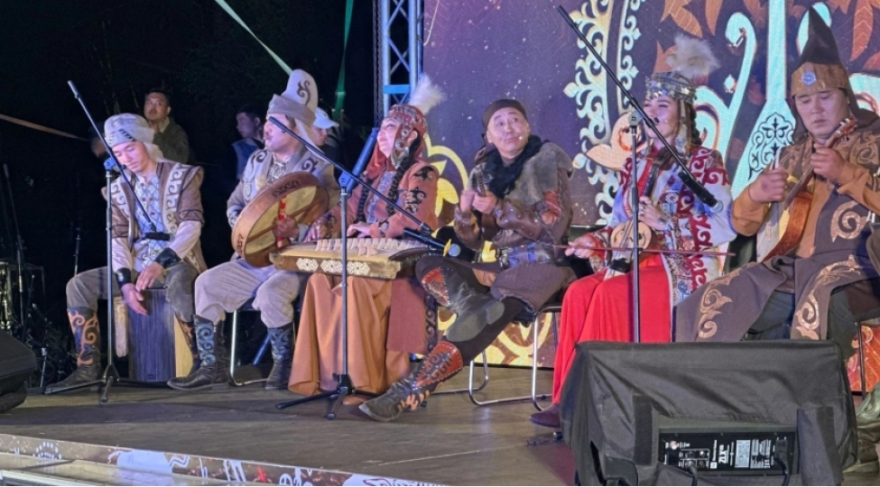qazaxistanda-altay-turk-dunyasinin-qizil-beshiyi-beynelxalq-festivali-kechirilir