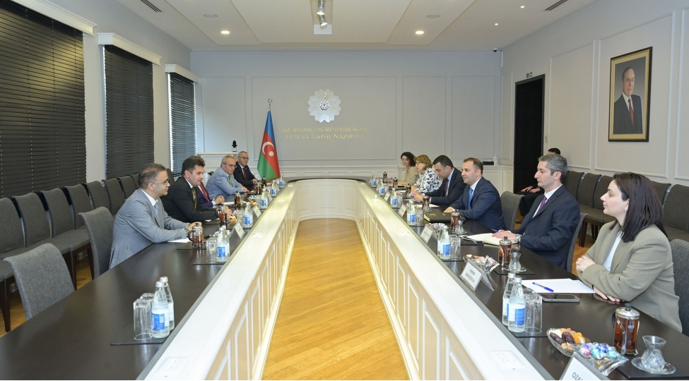 nazir-muavini-turkiyenin-milli-tehsil-nazirliyinin-numayende-heyeti-ile-gorushub