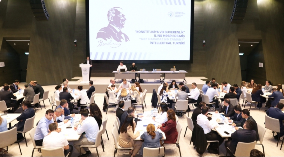 konstitusiya-ve-suverenlik-iline-hesr-olunmush-intellektual-oyun-kechirilib