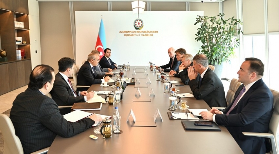 azerbaycan-bp-ile-karbonsuzlashma-keshfiyyat-ve-hasilat-layihelerini-muzakire-edib