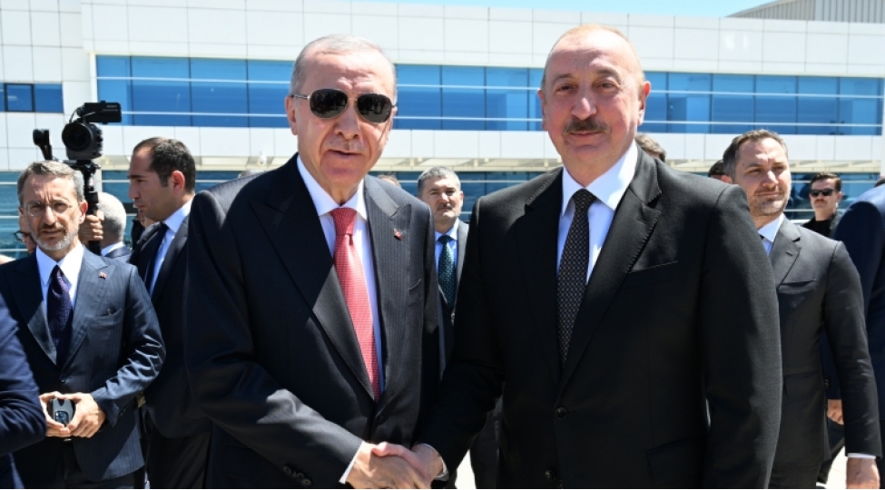 prezident-ilham-eliyev-turkiyeye-ishguzar-sefere-gedib-4