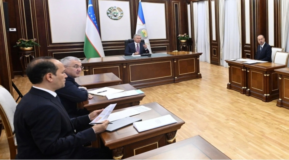 mirziyoyev-ticaret-marshrutlarinin-shaxelendirilmesi-gosterishini-verib