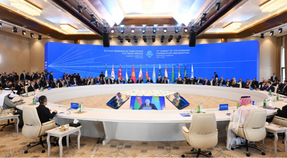 eco-nun-17-ci-zirve-toplantisi-regional-inteqrasiya-ve-dayaniqli-inkishaf-istiqametinde-ehemiyyetli-hadisedir