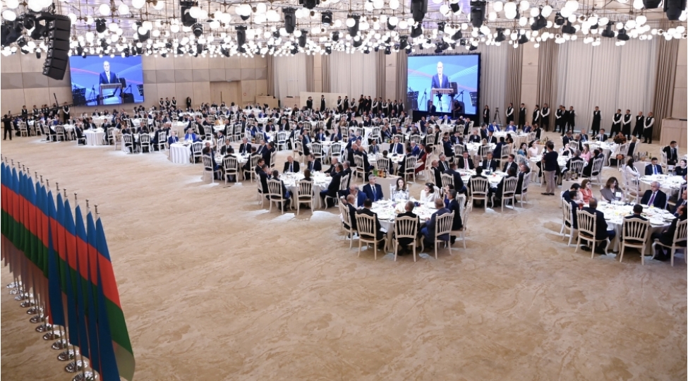 diplomatik-xidmet-orqanlari-emekdashlarinin-peshe-bayrami-gunu-munasibetile-gulustan-sarayinda-resmi-qebul-teshkil-edilib