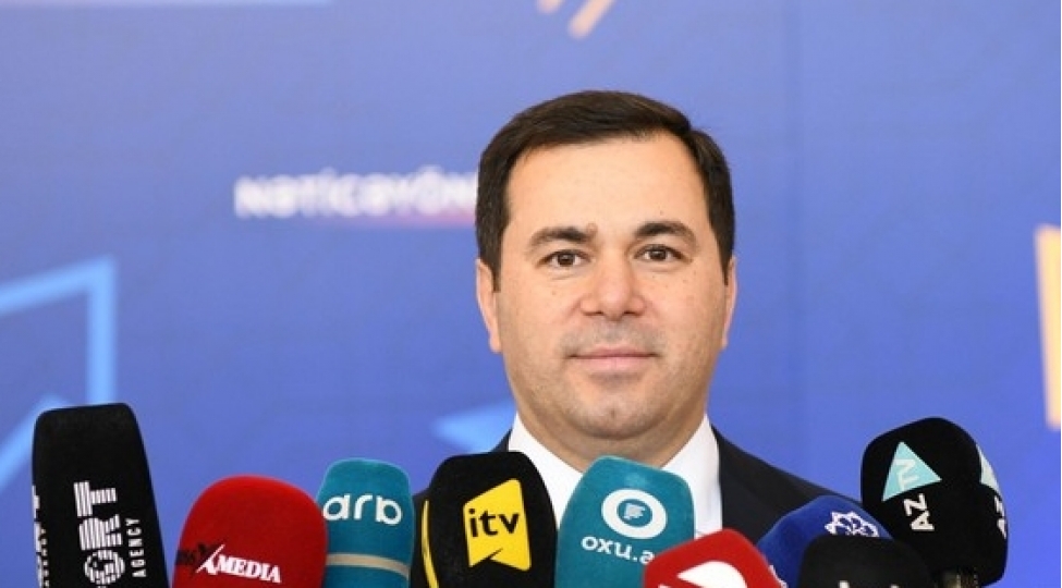 ishchi-qrupunun-rehberi-vetendashlar-yukselish-musabiqesine-inanir