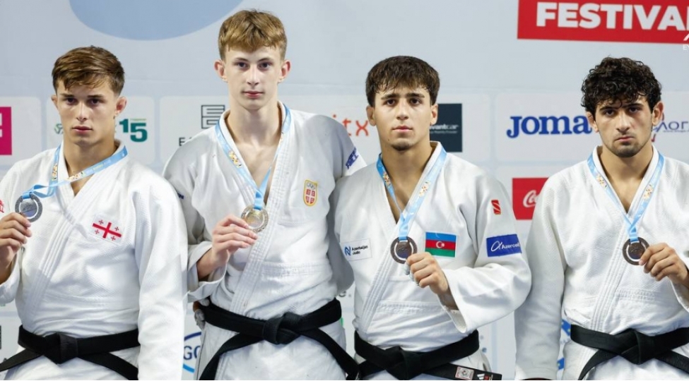 azerbaycanin-daha-bir-cudochusu-yay-olimpiya-festivalinda-fexri-kursuye-qalxib