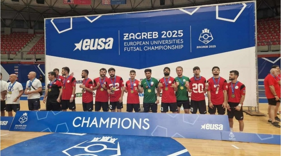 azerbaycanli-telebeler-avropa-universitetleri-futzal-chempionatinin-qalibi-olub