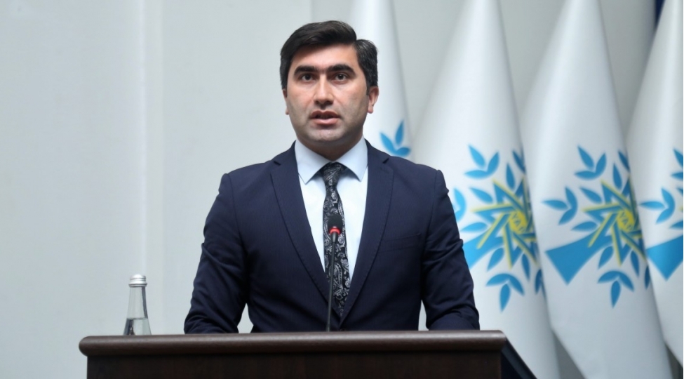 ana-diline-sevgi-hormet-ve-qaygi-her-birimizin-muqeddes-borcumuzdur