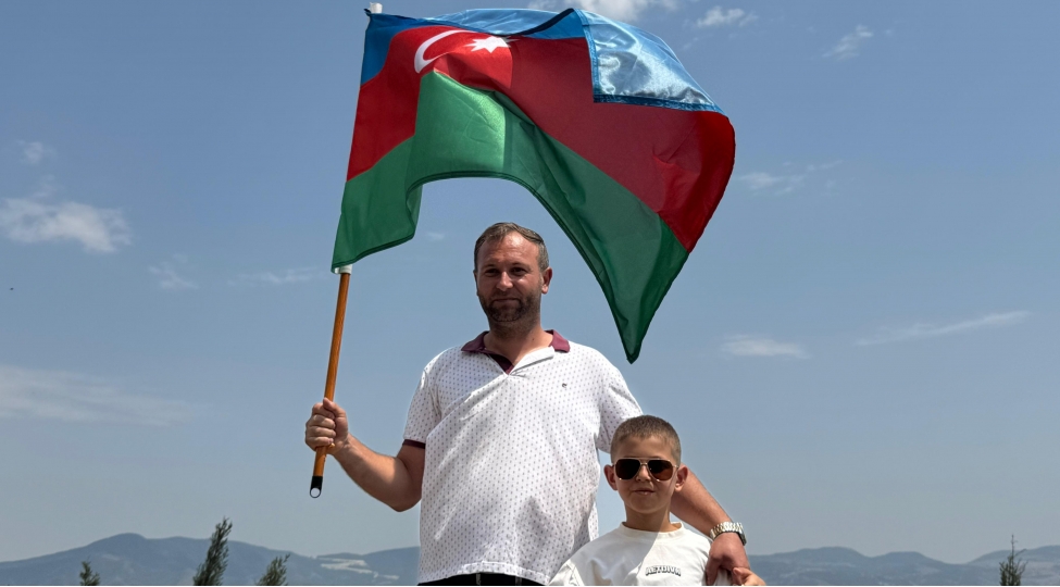 kechmish-mecburi-kochkunlerin-qayidish-sevinci