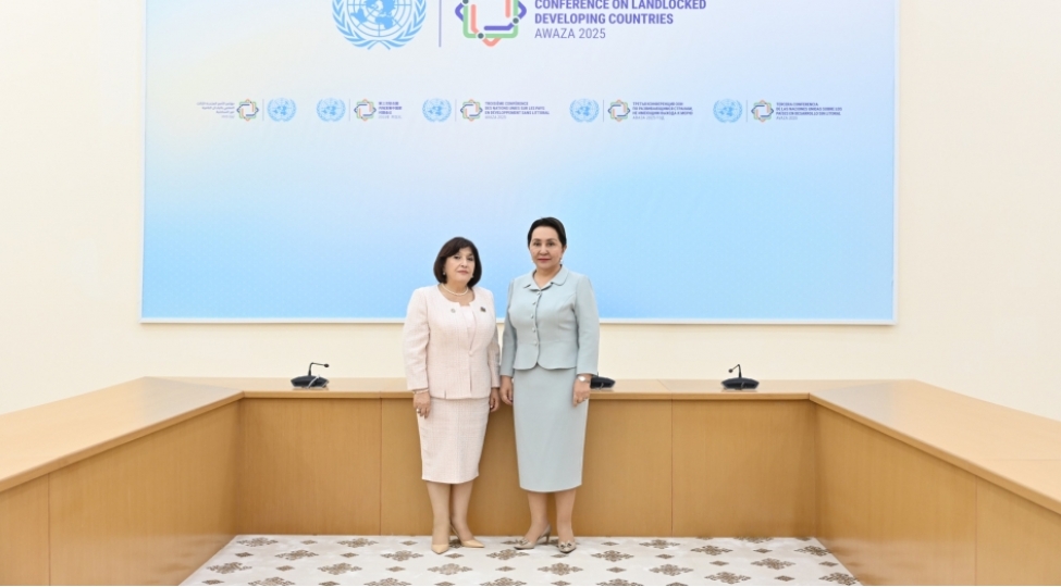 milli-meclisin-sedri-turkmenistanda-ozbekistan-ali-meclisi-senatinin-sedri-ile-gorushub