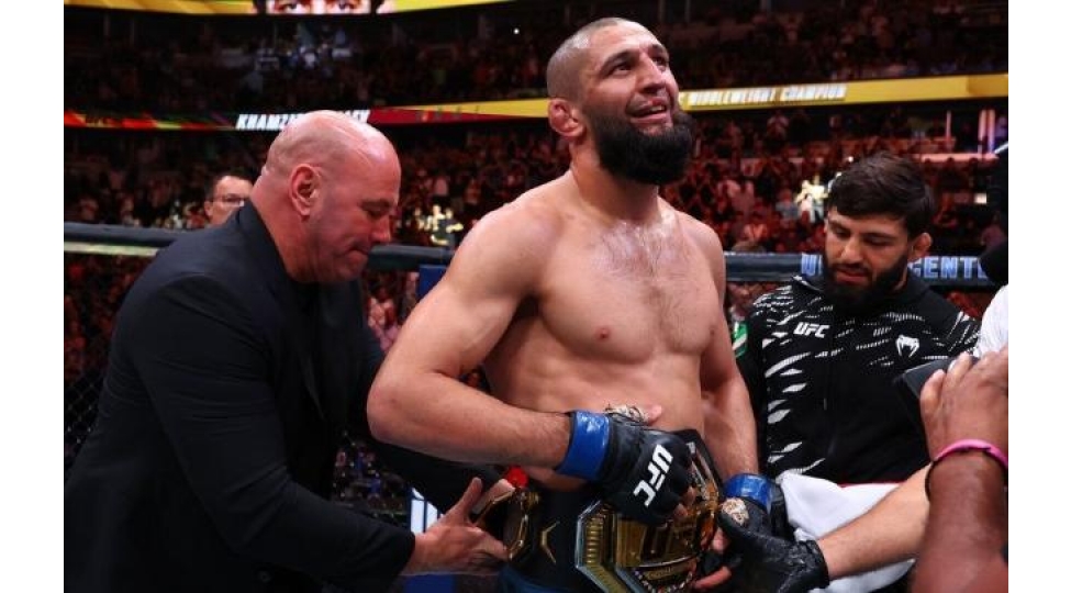 orta-chekide-ufc-chempionluq-kemerini-qazandi