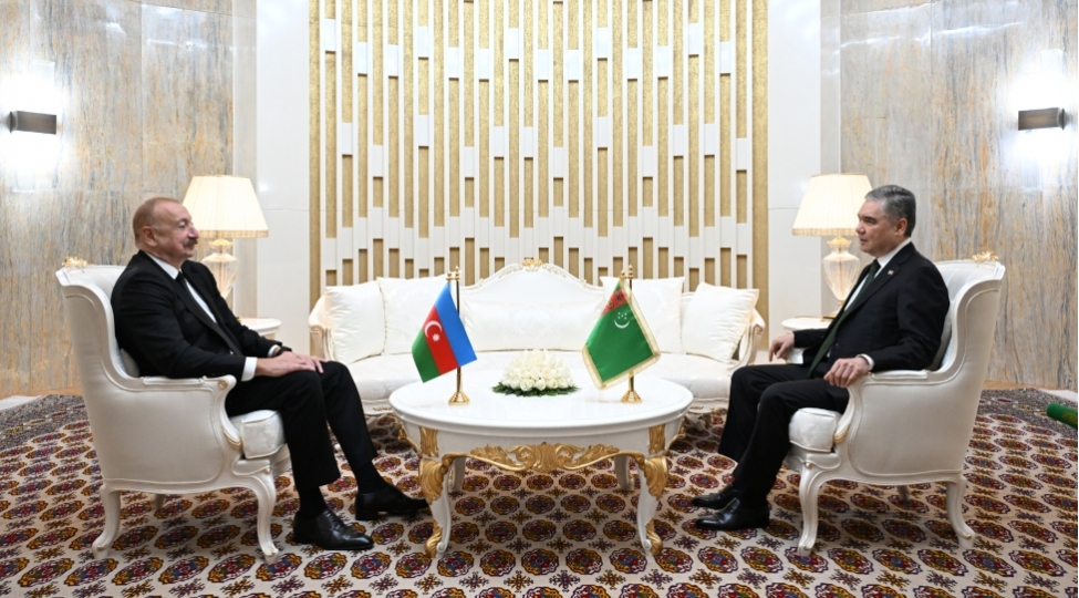 prezidentilham-eliyevturkmenistan-xalq-meslehetinin-sedri-ile-tekbetek-gorushu-olub