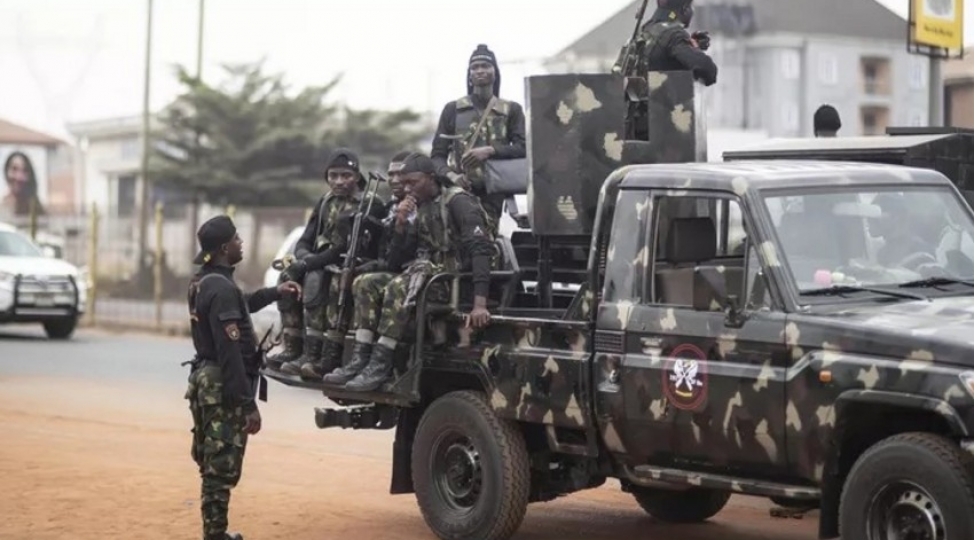 kiv-nigeriya-hhq-kamerun-serhedi-yaxinliginda-35-silahlini-mehv-edib