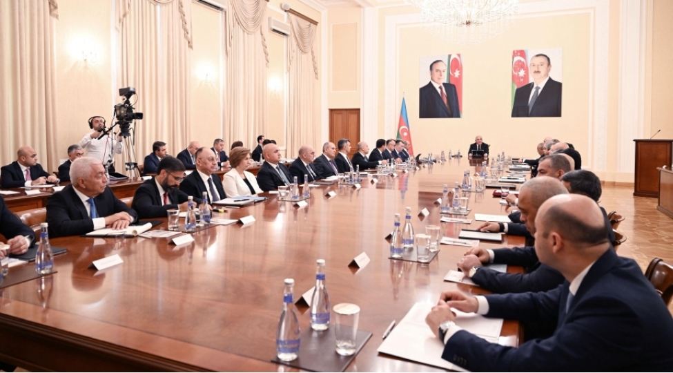 hokumetin-azerbaycan-prezidenti-ilham-eliyevin-tarixi-vashinqton-seferine-hesr-olunmush-xususi-iclasi-kechirilib