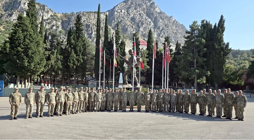 komandolarimiz-isparta-sheherine-gedib