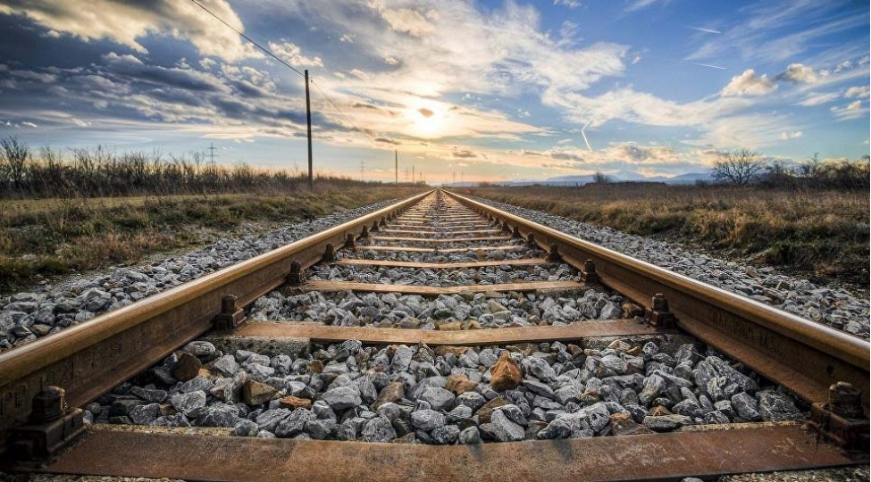 qars-naxchivan-demir-yolu-polad-irade-polad-yol