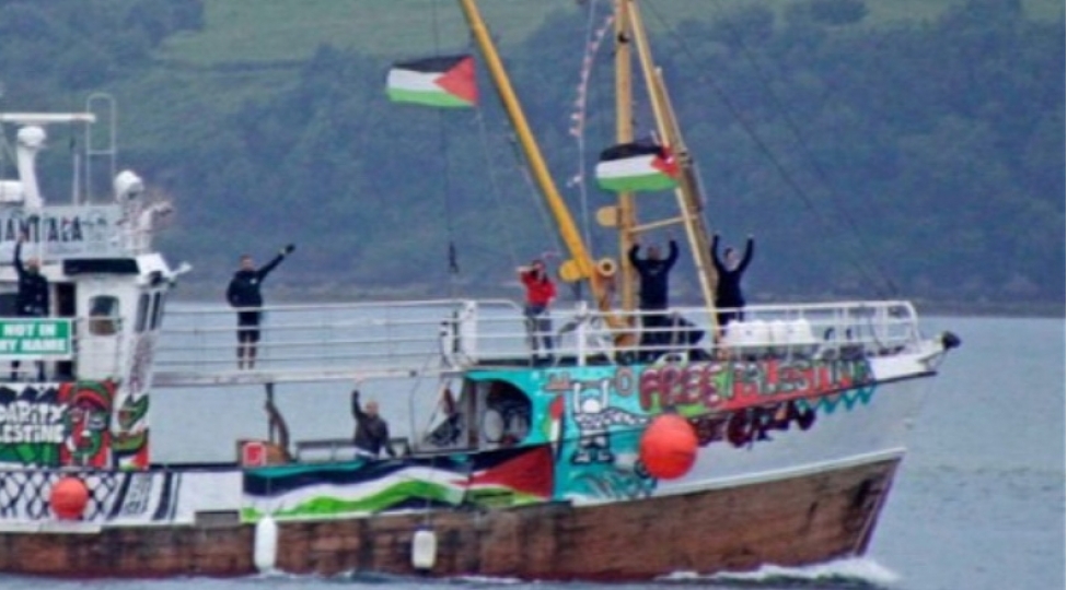 la-vanguardia-qezzaya-humanitar-yardim-aparan-donanma-barselonaya-qayidib