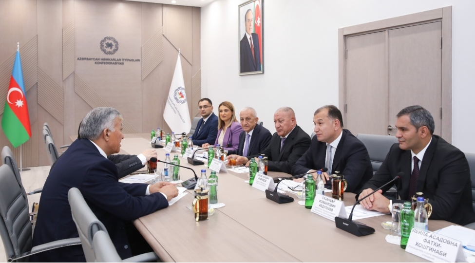 azerbaycan-ve-ozbekistan-hemkarlar-ittifaqlari-arasinda-elaqeler-genishlenir