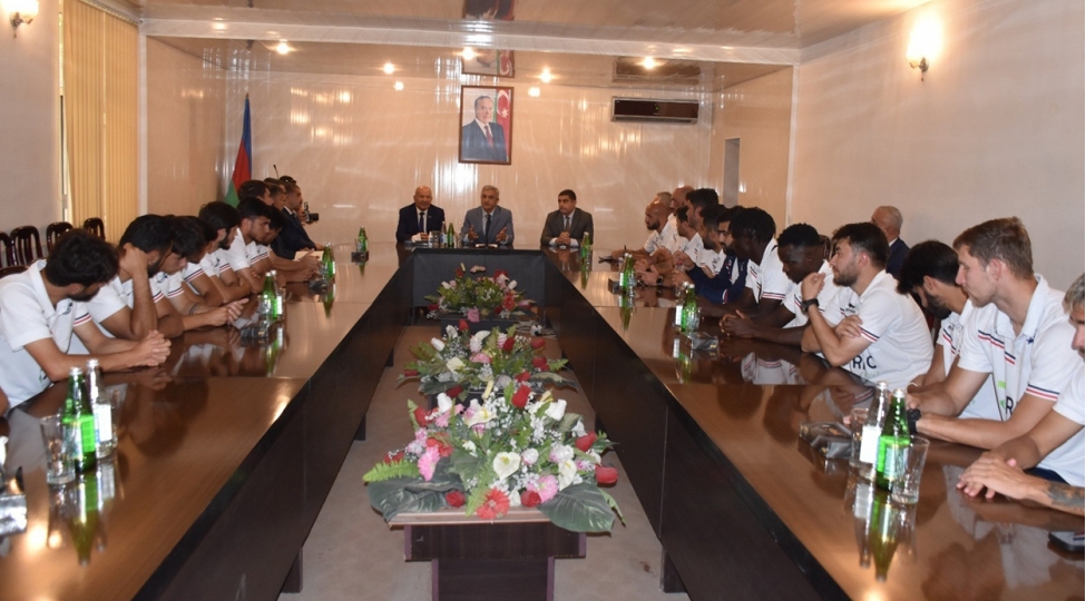 icra-bashchisi-imishli-pfk-nin-numayende-heyeti-ile-gorushub