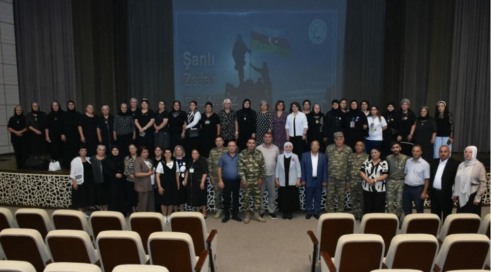 shehid-analarina-destek-ictimai-birliyinin-teshkilatchiligi-ile-shanli-zefer-tariximiz-adli-tedbir-kechirilib