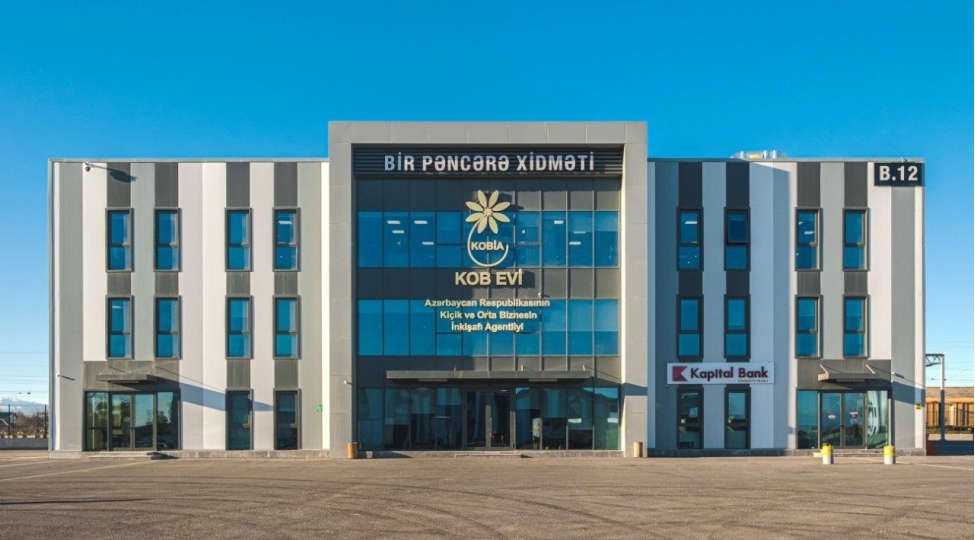 xachmaz-kob-evinin-xudat-sheherindeki-xidmet-merkezinde-sahibkarlara-39-mine-yaxin-xidmet-gosterilib