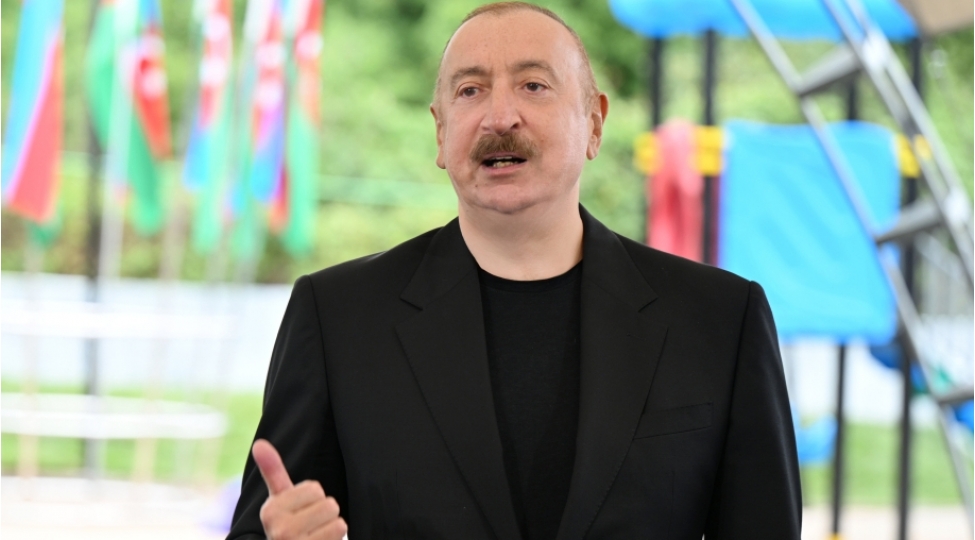 prezident-uzun-iller-kochkun-heyati-yashamish-insanlar-en-gozel-sheraite-layiqdirler