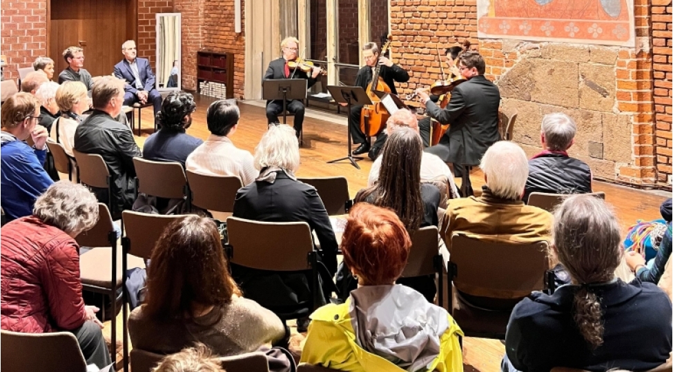 uzeyir-hacibeyli-bremende-yad-edilib