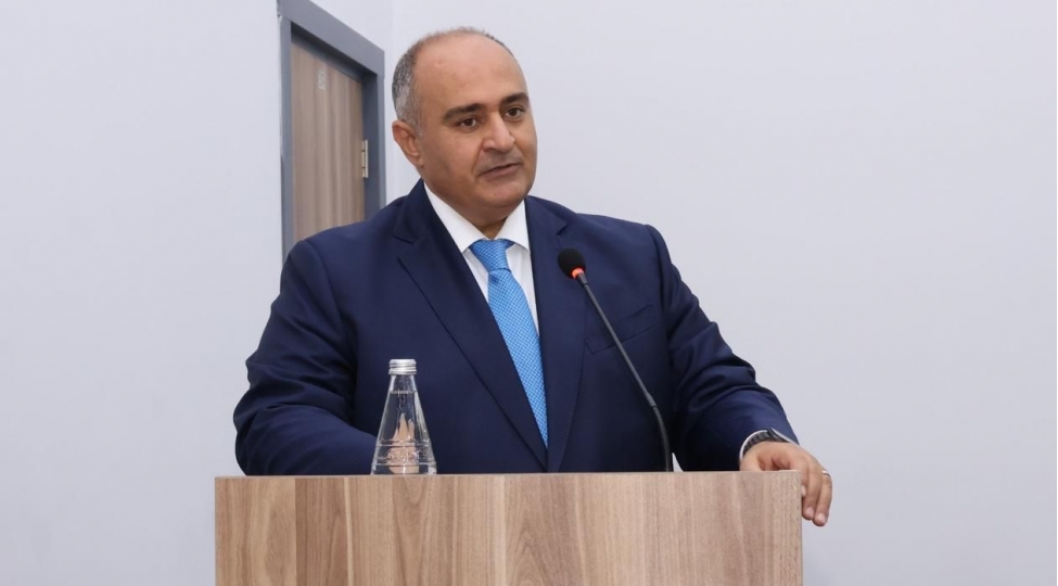 bsu-nun-rektoru-yeni-dovrun-azerbaycani-movzusunda-shagirdlerle-novbeti-gorush-kechirib-foto