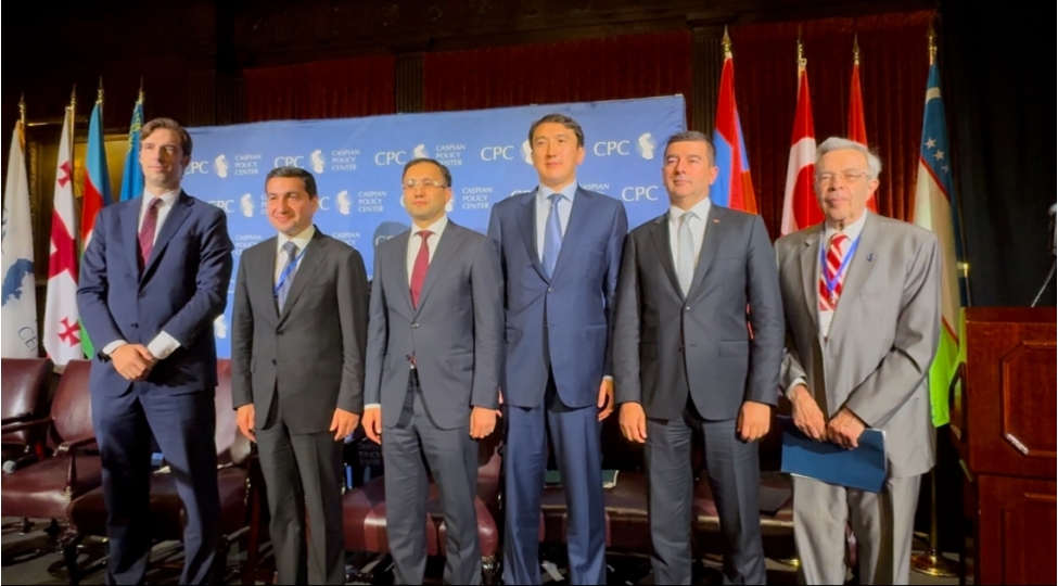 nyu-yorkda-6-ci-xezer-biznes-forumu-kechirilir