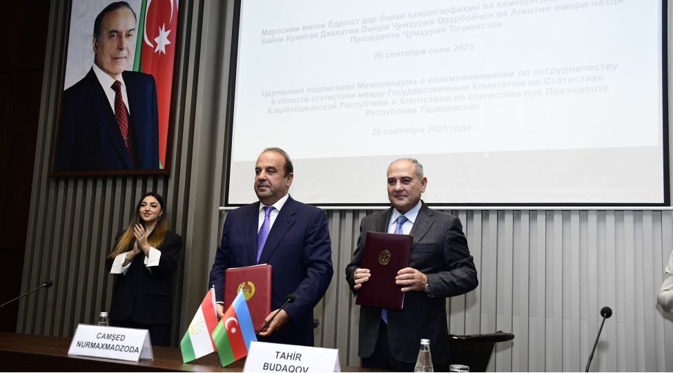 dovlet-statistika-komitesi-ile-tacikistan-respublikasinin-prezidenti-yaninda-statistika-agentliyi-arasinda-anlashma-memorandumu-imzalanib-foto