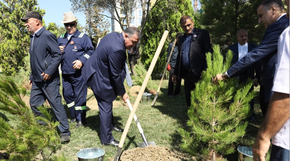 27-sentyabr-anim-gunu-ile-elaqedar-xetai-rayonunda-silsile-tedbirler-kechirilib