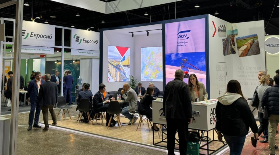 translogistica-kazakhstan-2025-sergisinde-azerbaycanin-tranzit-potensiali-teqdim-olunub