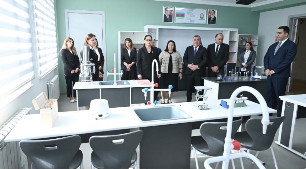 xetai-rayonunda-heyder-eliyev-fondu-terefinden-yeni-mekteb-binasi-istifadeye-verilib