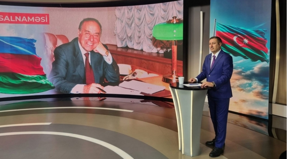 heyder-eliyevin-hakimiyyete-qayidishi-ve-azerbaycan-dovletchiliyinin-yeni-merhelesi-3-oktyabr-1993