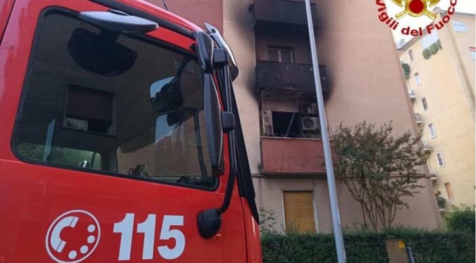 italiyada-yashayish-binasinda-yangin-olub-3-nefer-olub